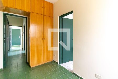 Casa à venda com 430m², 4 quartos e 4 vagasQuarto de Serviço