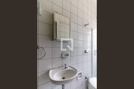 Casa à venda com 430m², 4 quartos e 4 vagasBanheiro de serviço