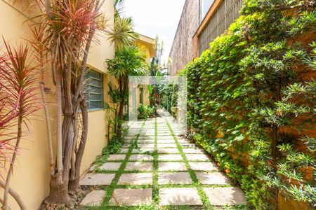 Casa à venda com 430m², 4 quartos e 4 vagasÁrea externa