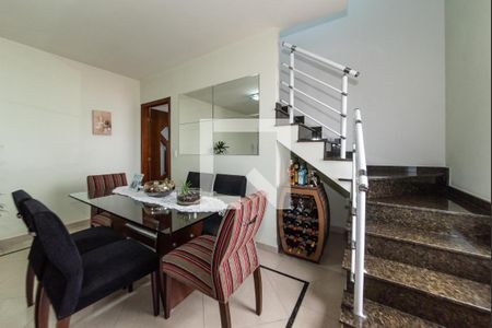 Sala de casa à venda com 4 quartos, 245m² em Vila Dom Pedro I, São Paulo