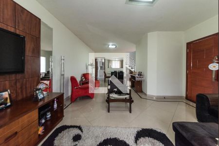 Sala de casa para alugar com 4 quartos, 245m² em Vila Dom Pedro I, São Paulo
