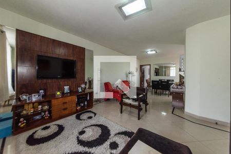 Sala de casa para alugar com 4 quartos, 245m² em Vila Dom Pedro I, São Paulo