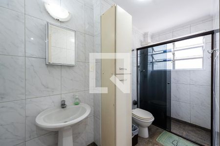 Banheiro de apartamento para alugar com 1 quarto, 55m² em Ponta da Praia, Santos