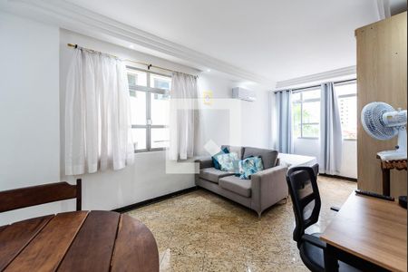 Apartamento para alugar com 55m², 1 quarto e 1 vagaSala