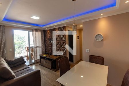 Sala de Estar de apartamento à venda com 2 quartos, 61m² em Campininha, São Paulo