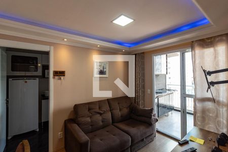 Sala de Estar de apartamento à venda com 2 quartos, 61m² em Campininha, São Paulo