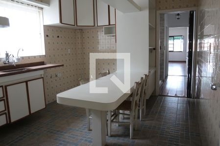 Casa à venda com 200m², 3 quartos e 2 vagasCozinha