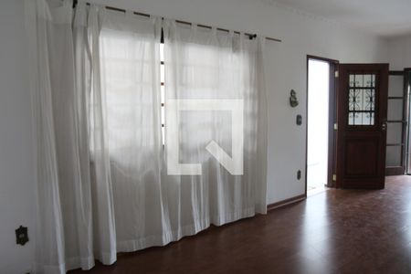 Sala de casa para alugar com 3 quartos, 200m² em Jardim Avelino, São Paulo