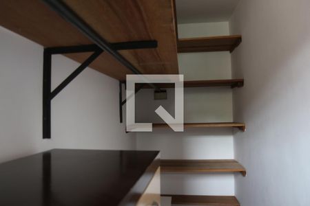 Casa à venda com 200m², 3 quartos e 2 vagasCloset