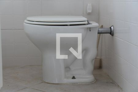 Casa à venda com 200m², 3 quartos e 2 vagasBanheiro 4