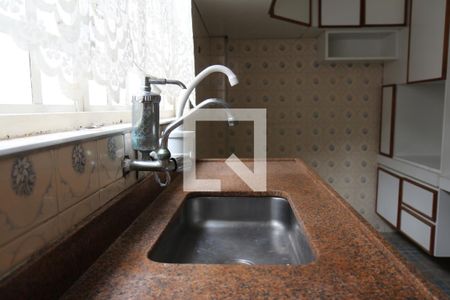 Casa à venda com 200m², 3 quartos e 2 vagasCozinha