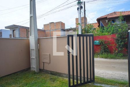 Sala -Vista de casa para alugar com 2 quartos, 80m² em São João do Rio Vermelho, Florianópolis