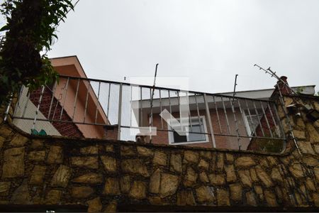 Casa para alugar com 136m², 3 quartos e 3 vagasFachada