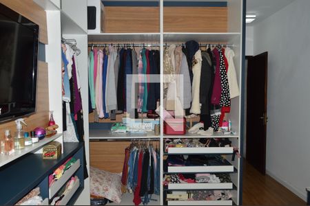 Casa para alugar com 136m², 3 quartos e 3 vagasSuíte