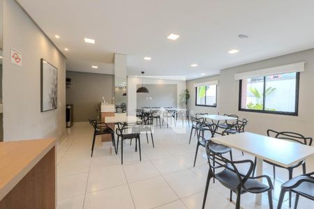 Studio à venda com 28m², 1 quarto e sem vaga Studio à venda com 28m², 1 quarto e sem vagaÁrea comum - Salão de festas