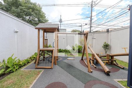 Studio à venda com 28m², 1 quarto e sem vaga Studio à venda com 28m², 1 quarto e sem vagaÁrea comum - Playground