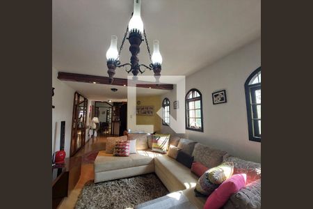 Sala de casa à venda com 2 quartos, 176m² em Vila Campo Grande, São Paulo