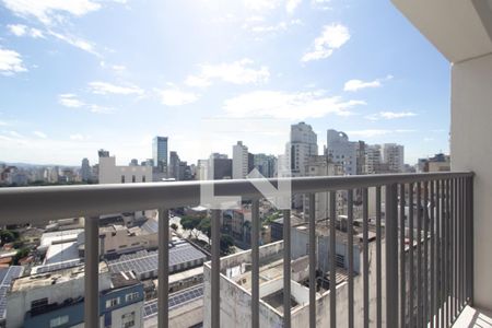 Varanda  de kitnet/studio para alugar com 1 quarto, 26m² em Consolação, São Paulo
