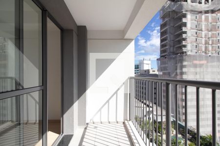 Varanda  de kitnet/studio para alugar com 1 quarto, 26m² em Consolação, São Paulo