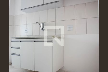 Cozinha de apartamento à venda com 2 quartos, 53m² em Jardim Caner, Taboão da Serra