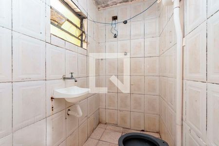 Banheiro de casa para alugar com 1 quarto, 25m² em Vila Jacuí, São Paulo