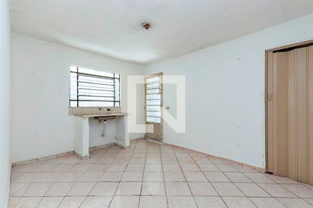 Sala/Cozinha de casa para alugar com 1 quarto, 23m² em Vila Jacuí, São Paulo