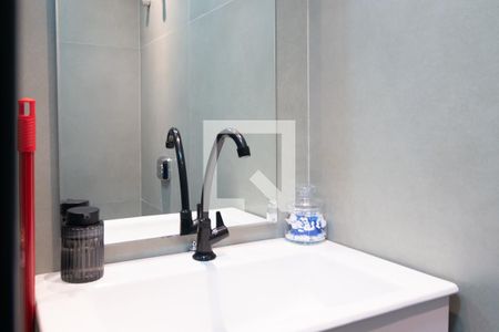 Banheiro Social de kitnet/studio à venda com 1 quarto, 32m² em Centro, São Paulo