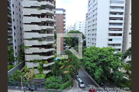 Vista da Sacada da sala de apartamento à venda com 4 quartos, 362m² em Jardim Paulista, São Paulo