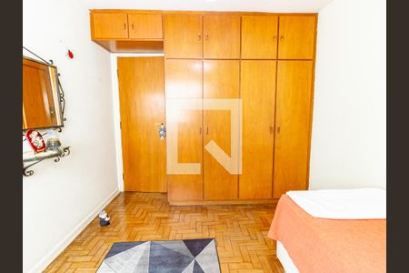 Quarto 1 de apartamento para alugar com 2 quartos, 72m² em Vila Cláudia, São Paulo