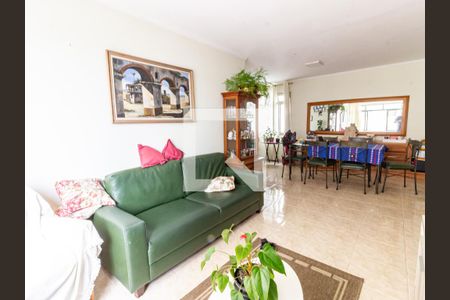 Sala de apartamento para alugar com 2 quartos, 72m² em Vila Cláudia, São Paulo