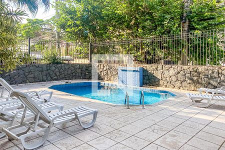 Apartamento à venda com 66m², 3 quartos e 1 vaga Apartamento à venda com 66m², 3 quartos e 1 vagaÁrea comum - Piscina