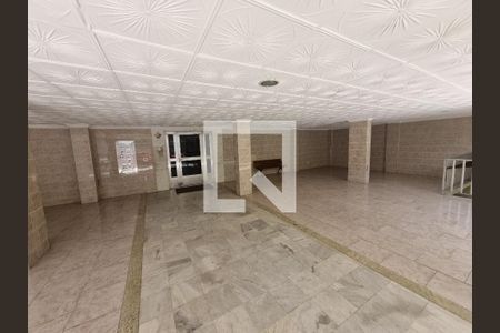 Apartamento à venda com 70m², 2 quartos e 1 vagaHall de entrada