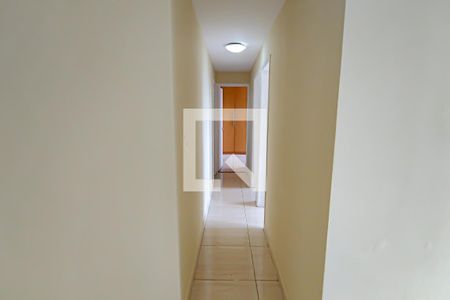 corredor de apartamento à venda com 3 quartos, 72m² em Taquara, Rio de Janeiro