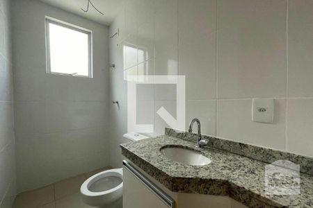 Banheiro de apartamento à venda com 2 quartos, 68m² em Carlos Prates, Belo Horizonte