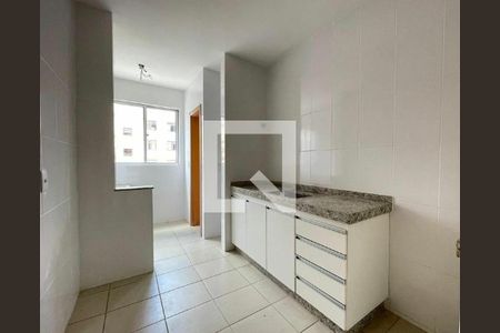 Cozinha de apartamento à venda com 2 quartos, 68m² em Carlos Prates, Belo Horizonte
