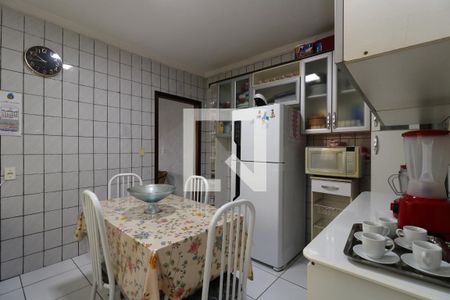 Casa para alugar com 160m², 2 quartos e 1 vagaCozinha