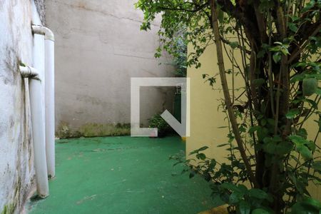 Casa para alugar com 160m², 2 quartos e 1 vagaQuintal