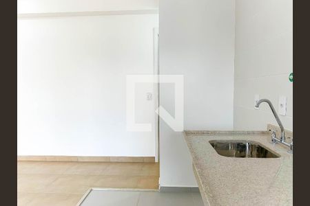 Cozinha de apartamento para alugar com 2 quartos, 65m² em Chácara Seis de Outubro, São Paulo
