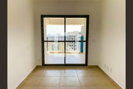 Sala de apartamento para alugar com 2 quartos, 65m² em Chácara Seis de Outubro, São Paulo