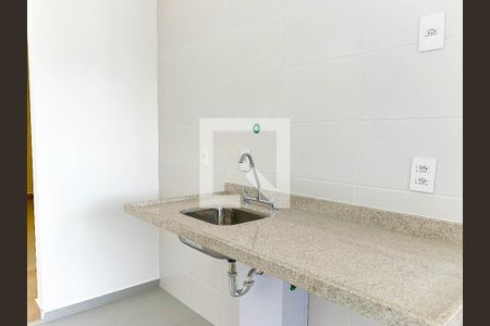 Cozinha de apartamento para alugar com 2 quartos, 65m² em Chácara Seis de Outubro, São Paulo