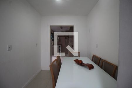 Sala de Jantar de casa de condomínio à venda com 2 quartos, 70m² em Rio Branco, Canoas