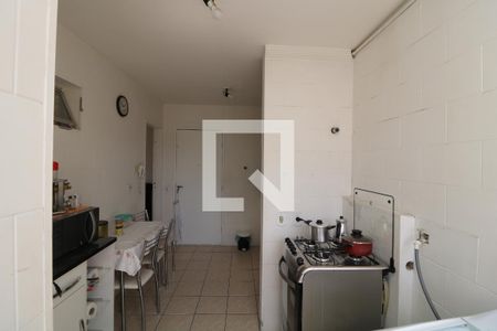 Apartamento à venda com 68m², 3 quartos e 1 vagaÁrea de Serviço