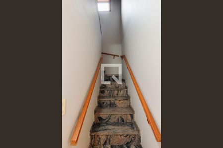 Escada de casa para alugar com 3 quartos, 180m² em Tucuruvi, São Paulo