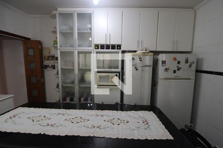 Casa de condomínio para alugar com 180m², 3 quartos e 2 vagasCozinha