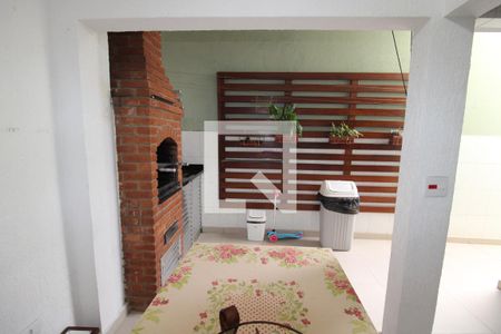 Casa de condomínio para alugar com 180m², 3 quartos e 2 vagasÁrea de Serviço