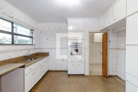 Casa para alugar com 299m², 3 quartos e 8 vagasCozinha