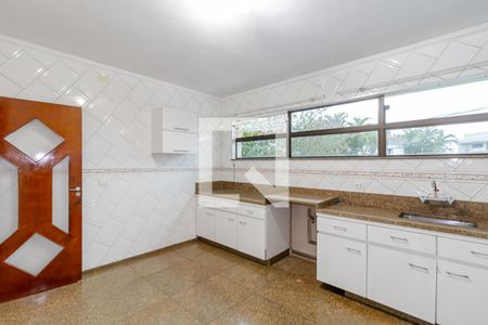 Casa para alugar com 299m², 3 quartos e 8 vagasCozinha