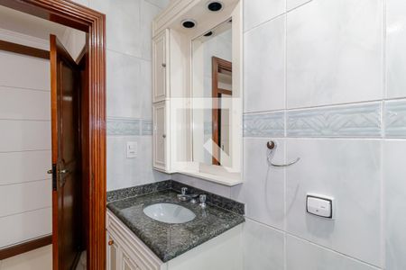 Casa para alugar com 299m², 3 quartos e 8 vagasBanheiro da Suíte 2