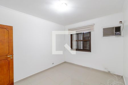 Quarto 1 de casa para alugar com 3 quartos, 299m² em Jardim da Saúde, São Paulo