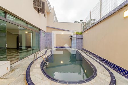 Casa para alugar com 299m², 3 quartos e 8 vagasPiscina